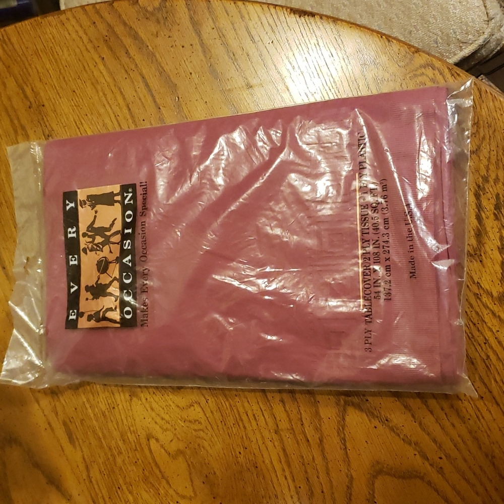 Burgundy Rectangle Tablecloth 3-ply - New